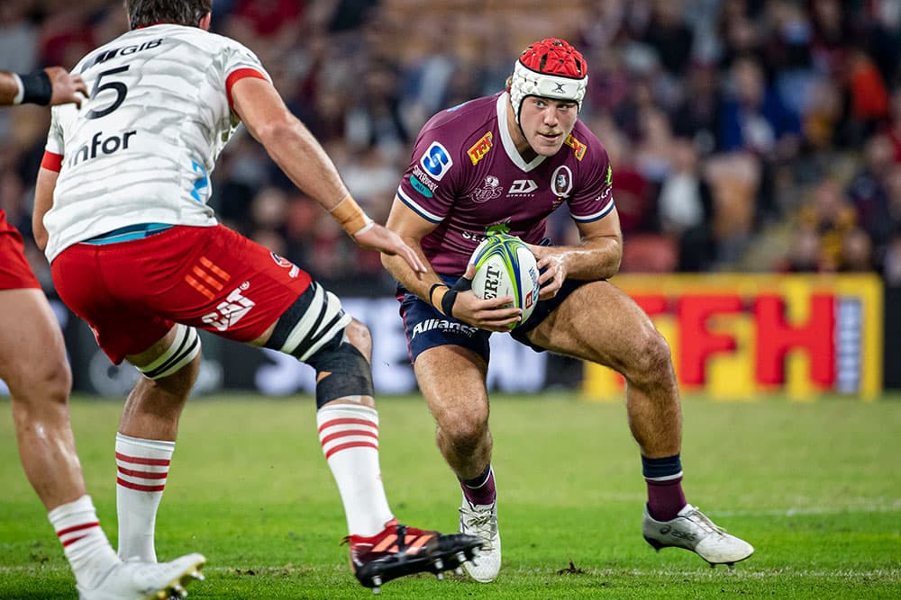 Fraser McReight hits the ball up at Suncorp Stadium. Photo: Brendan Hertel/QRU