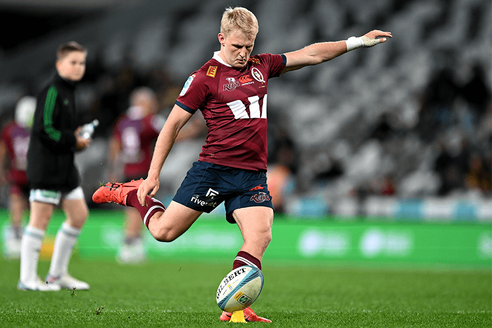 Tom Lynagh kicks for goal in Dunedin. Photo: Getty Images.