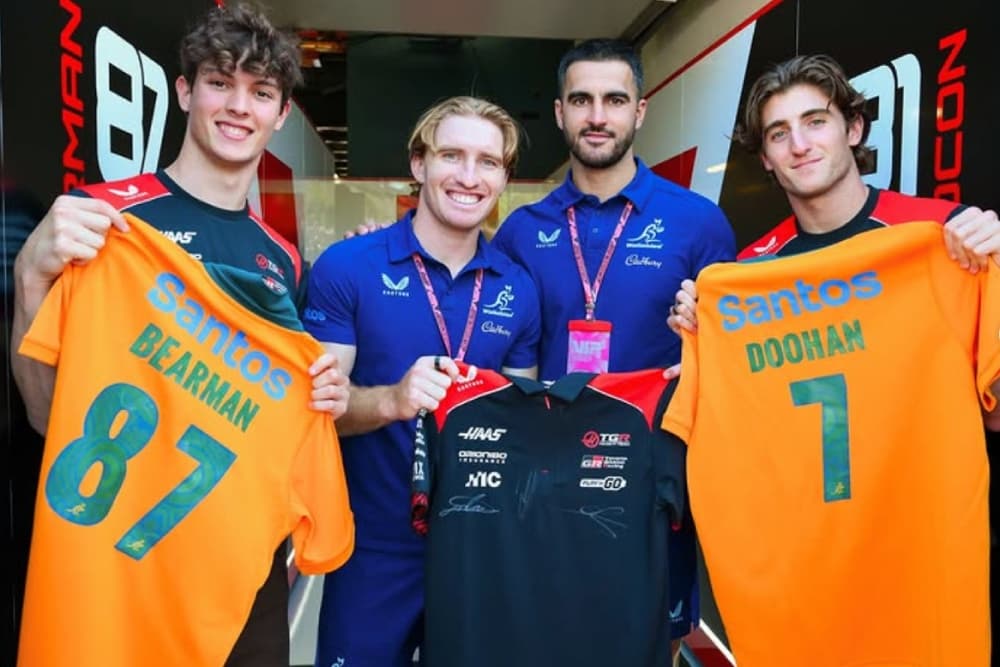 (L to R): F1 driver Ollie Bearman, Tate McDermott, Tom Wright and F1 reserve driver Jack Doohan linking up ahead of the Australian Grand Prix. Photo: @Wallabies/IG