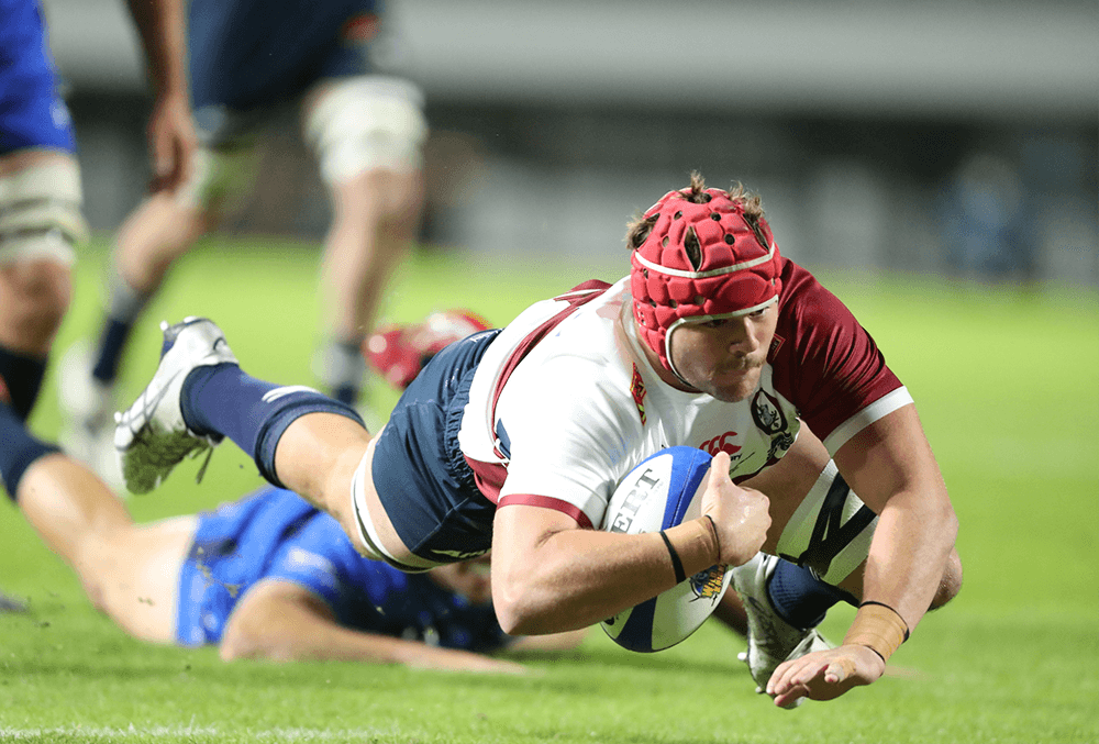 Harry Wilson crosses for a try in Saitama. Photo: Koji Fukushima